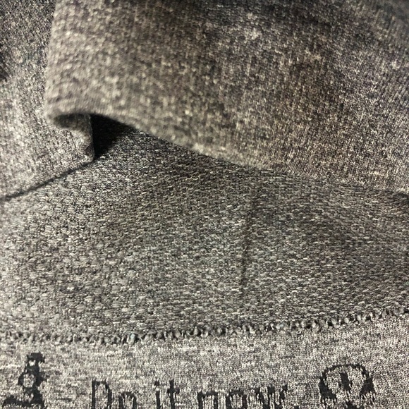 Lululemon swiftly tech long sleeve size 10 - Picture 5 of 6